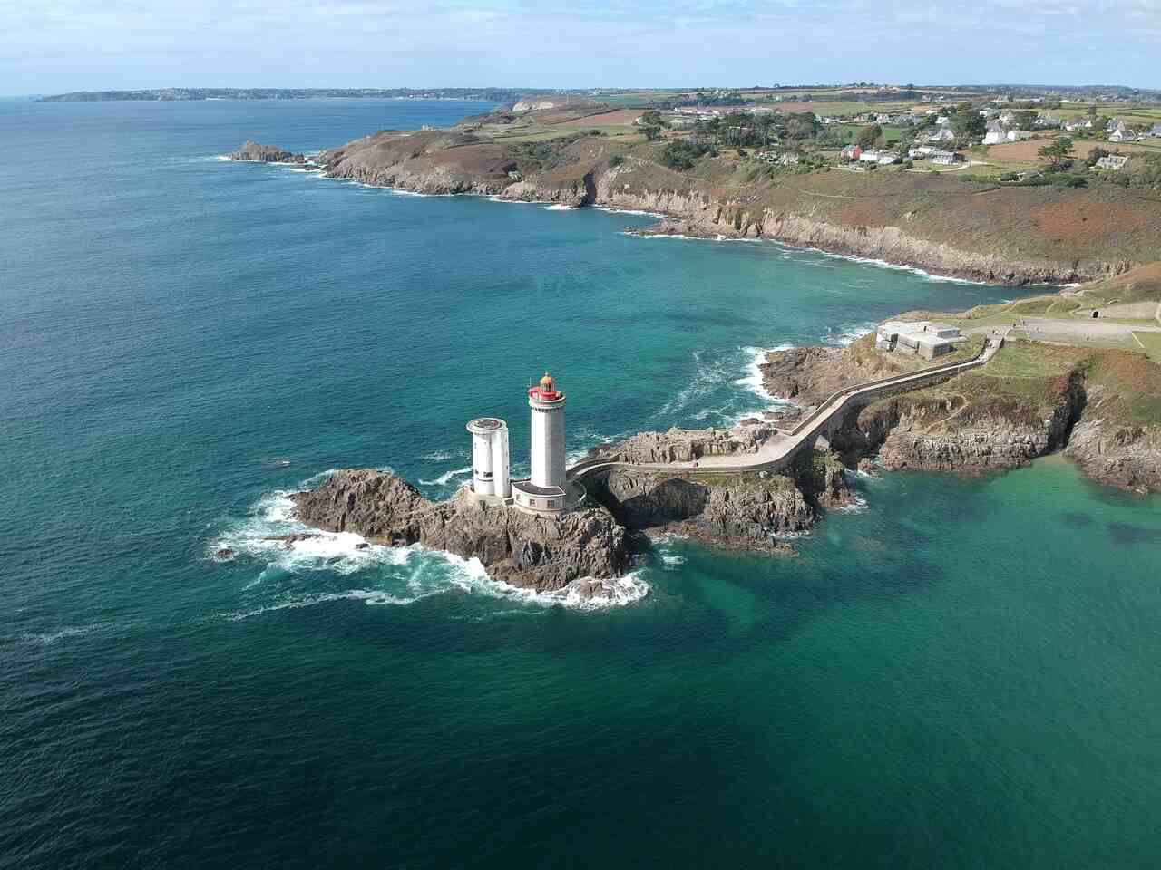 Visit the Petit Minou lighthouse | 4 star hotel le Barracuda & SPA in Brest