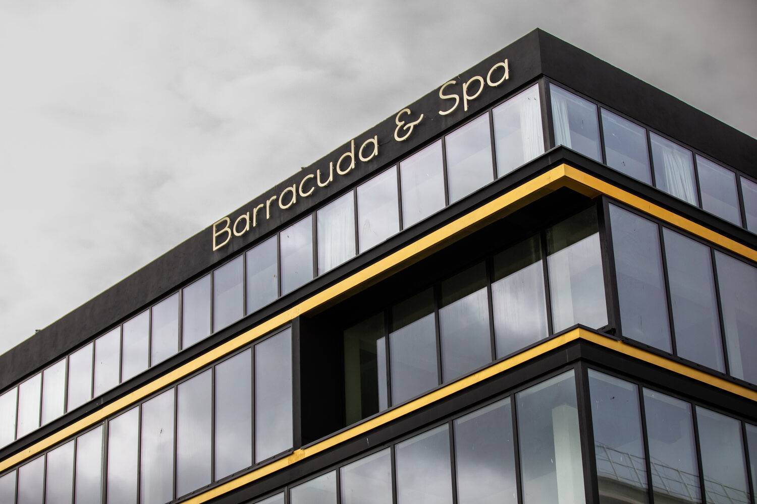 Façade de l'hôtel | Le Barracuda & SPA, hôtel spa à Brest